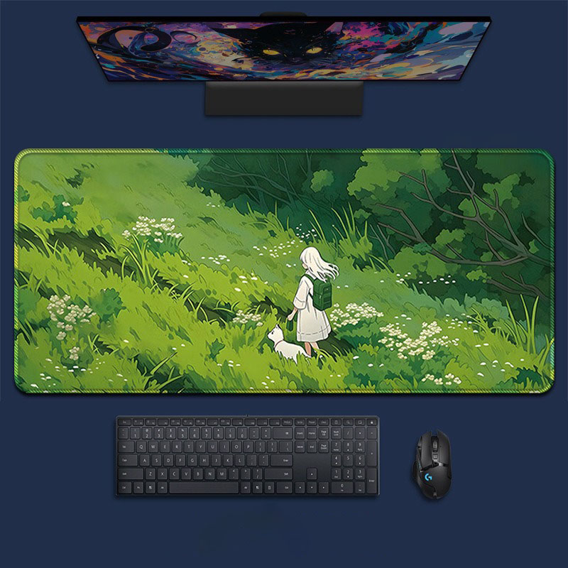 Desk Setup Natural - Alas Mouse Gaming Besar Pemandangan Hutan